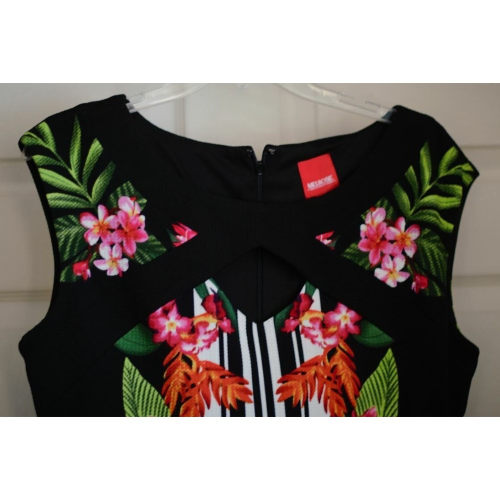 NEW‎ Melrose Keyhole Knee length Short Woman's Dress sz 14 Tropical Cruise Party - Picture 2 of 6
